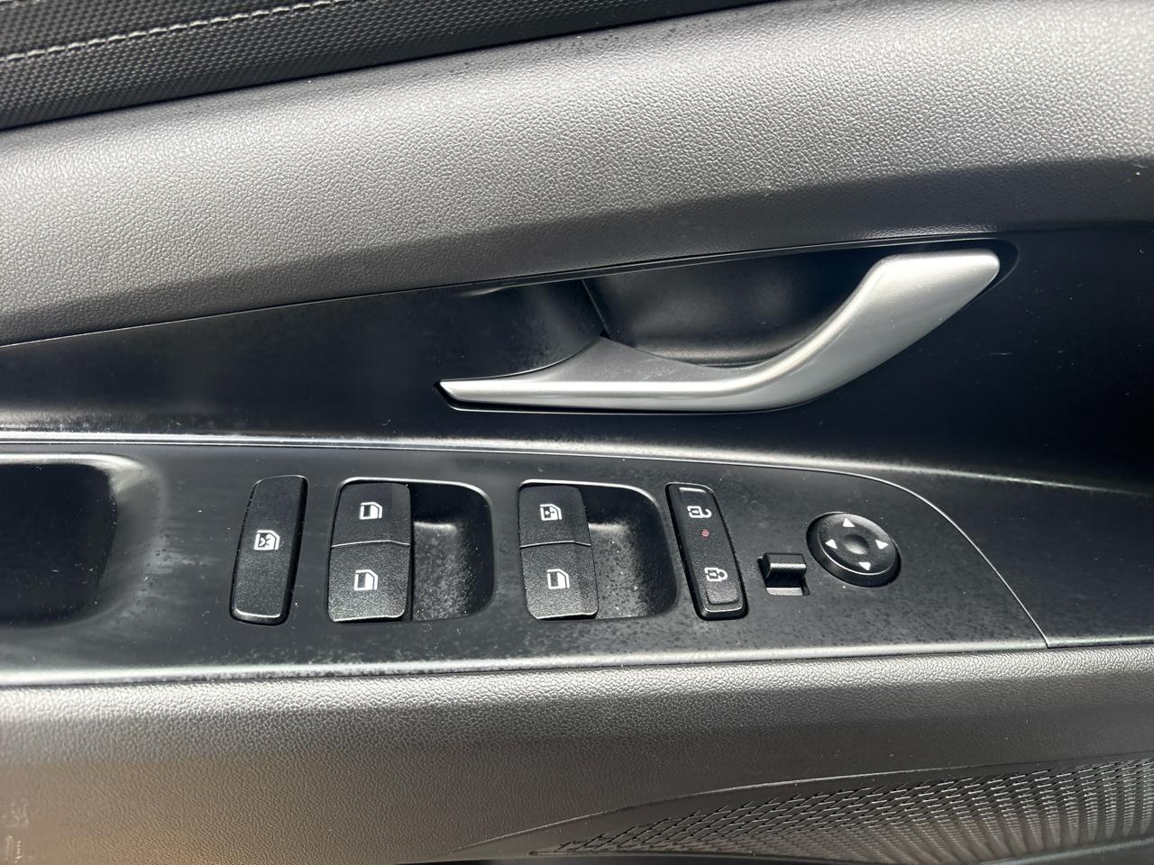 Hyundai Elantra SEL 2024