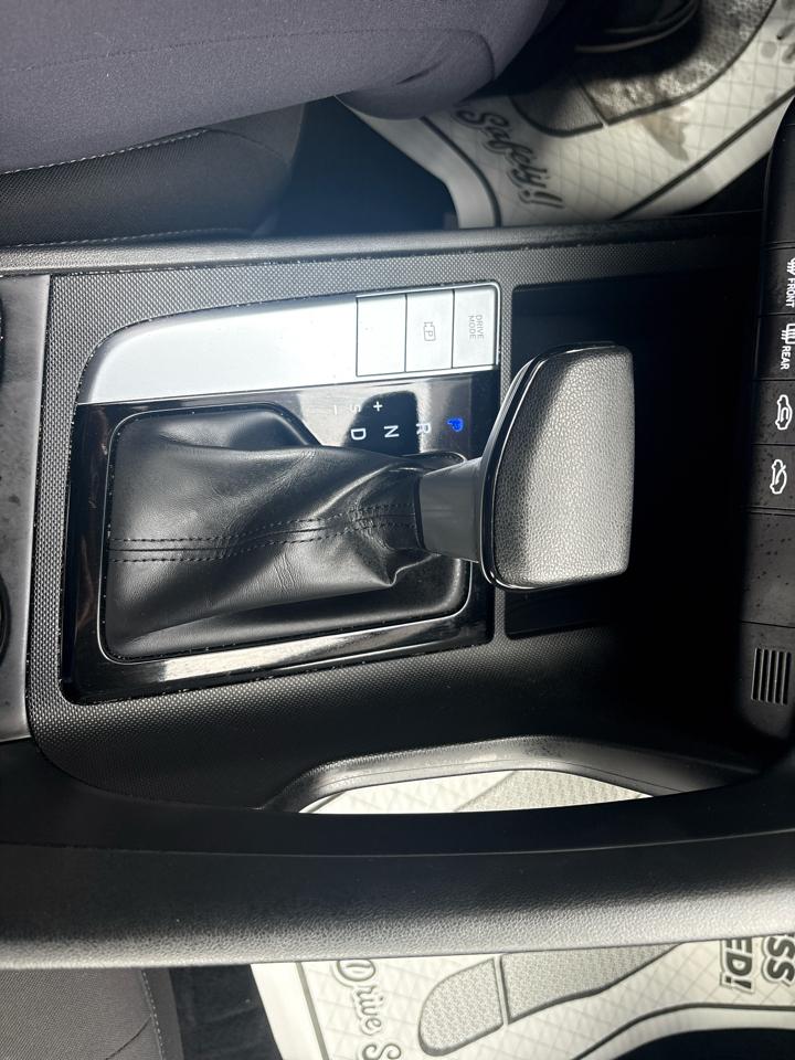 Hyundai Elantra SEL 2024