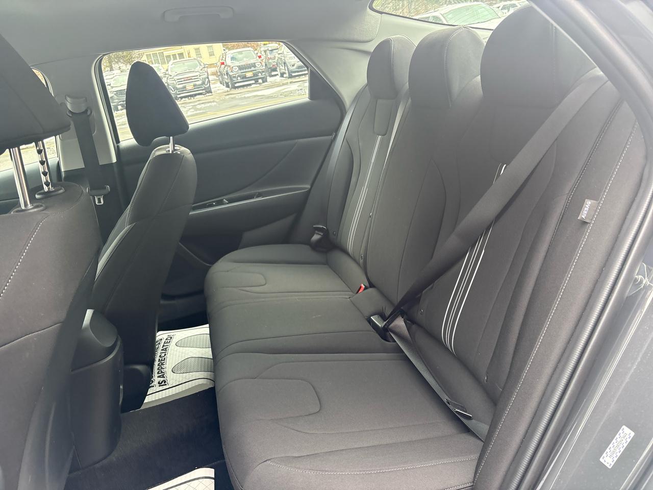 Hyundai Elantra SEL 2024