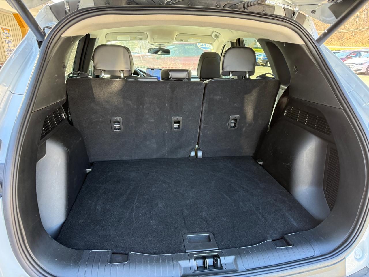 Ford Escape Platinum AWD 2025