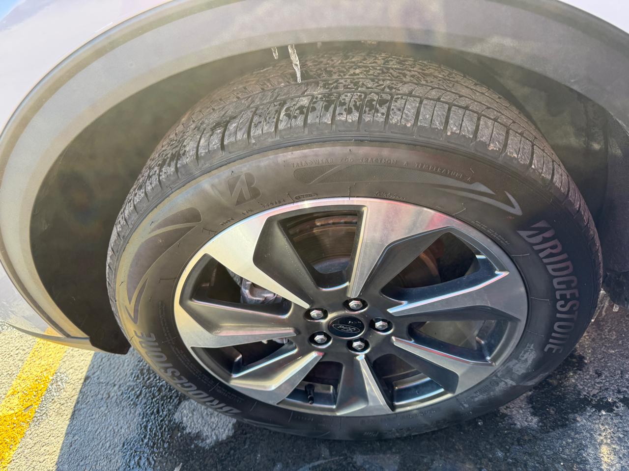 Ford Escape Platinum AWD 2025