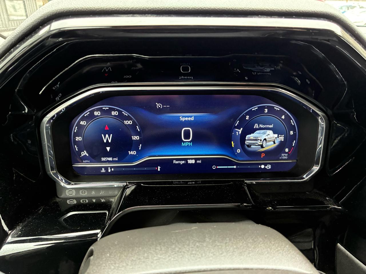 Chevrolet Silverado 1500 RST Crew Cab 4WD 2023