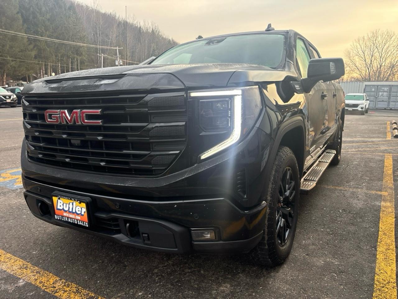 GMC Sierra 1500 Elevation Crew Cab 4WD 2024