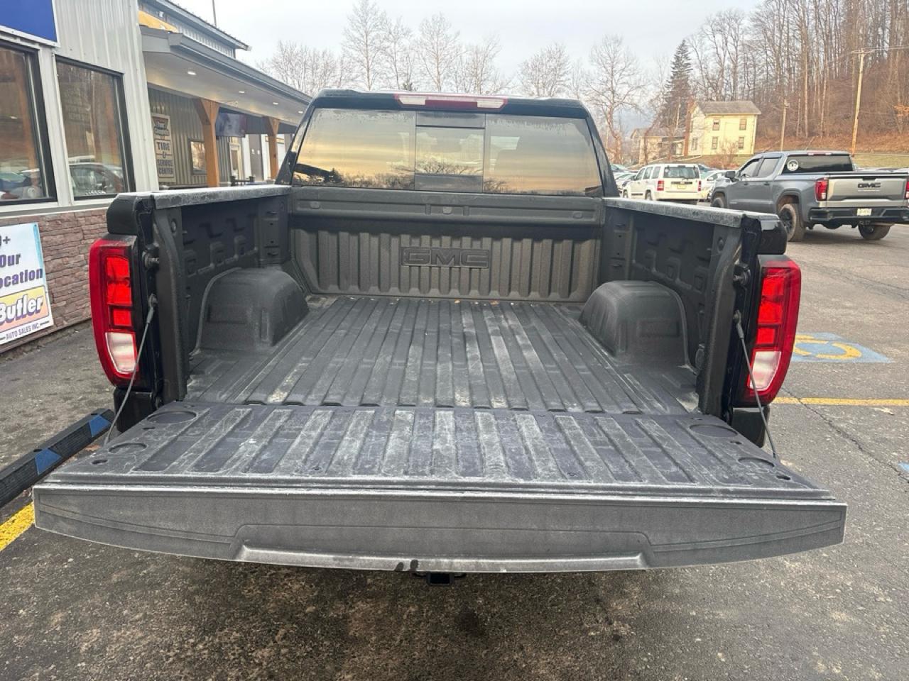 GMC Sierra 1500 Elevation Crew Cab 4WD 2024