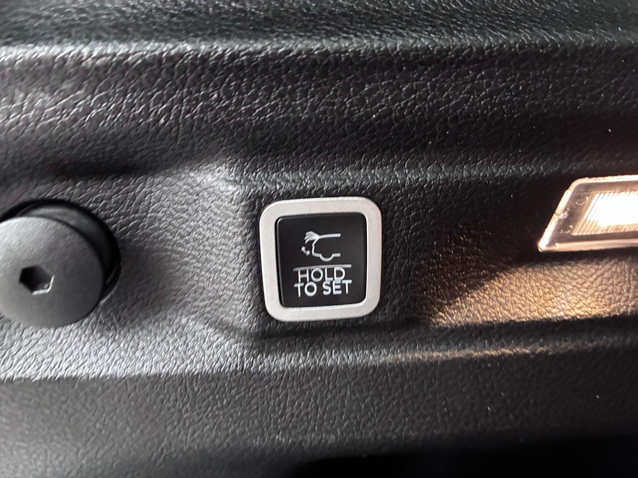 Jeep Grand Cherokee L Limited 4WD 2023