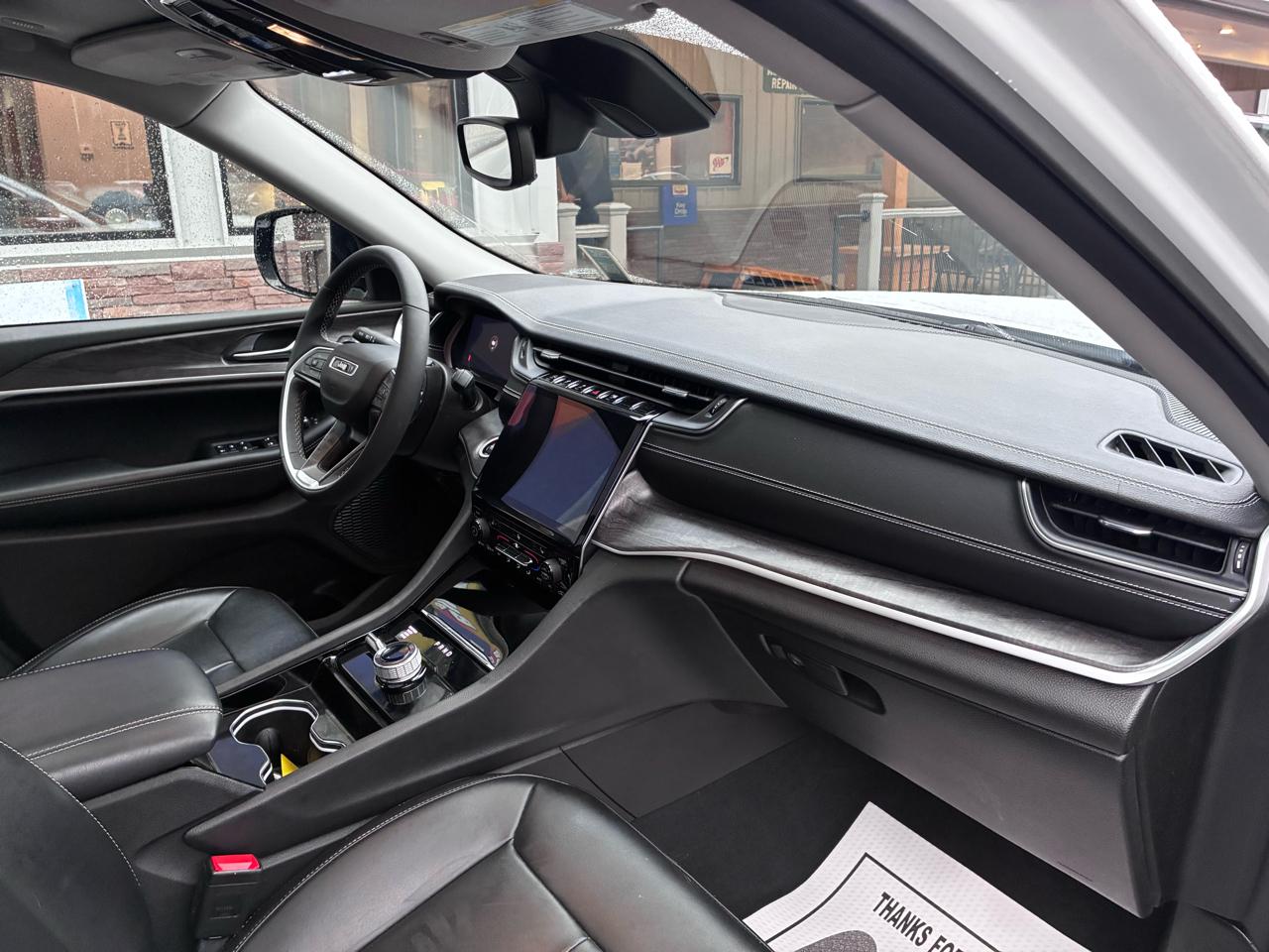 Jeep Grand Cherokee L Limited 4WD 2023