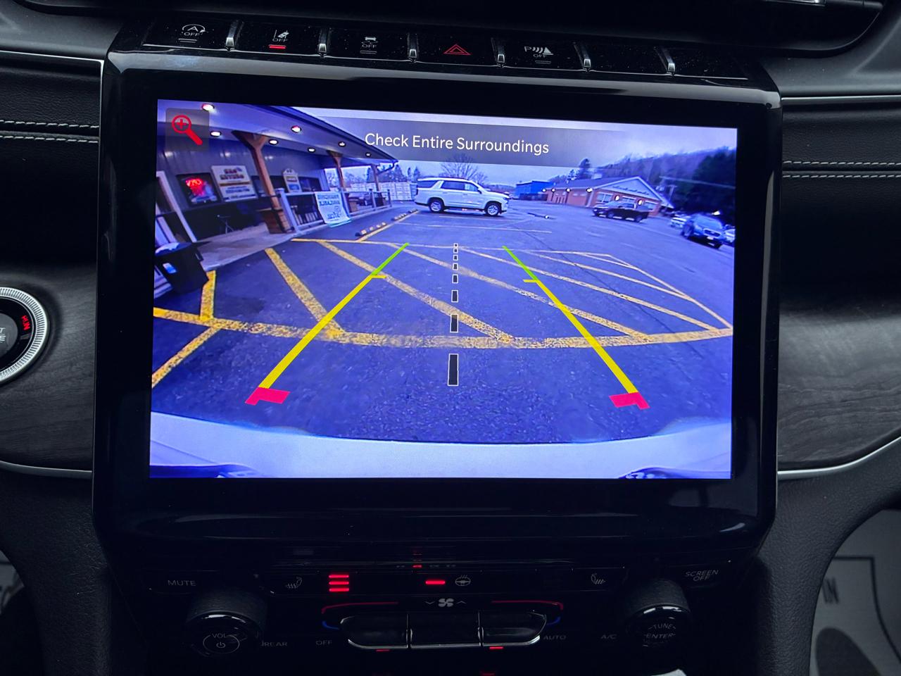 Jeep Grand Cherokee L Limited 4WD 2023