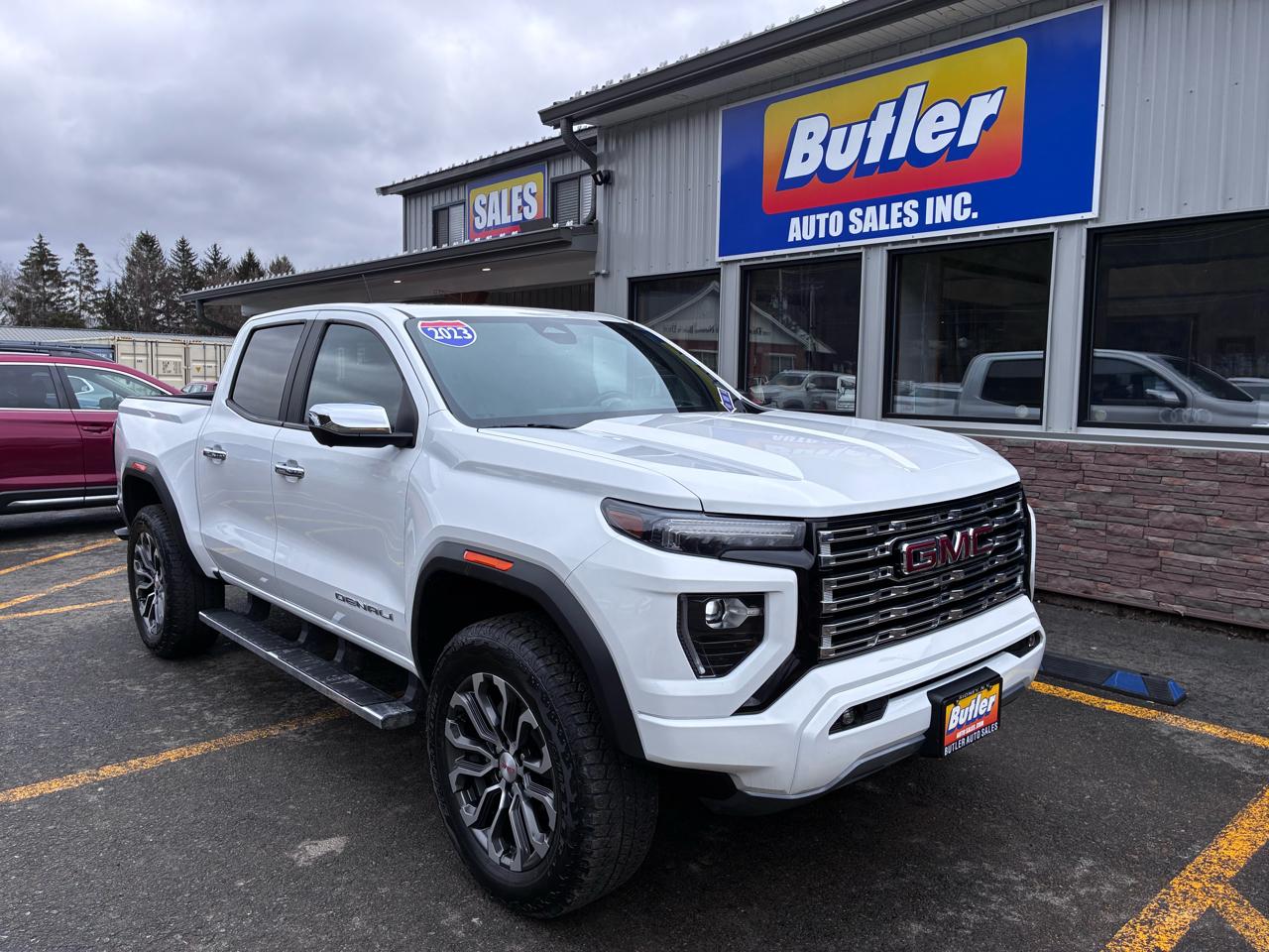 GMC Canyon Denali Crew Cab 4WD 2023