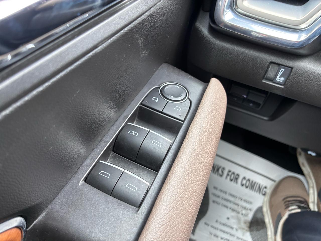 GMC Canyon Denali Crew Cab 4WD 2023