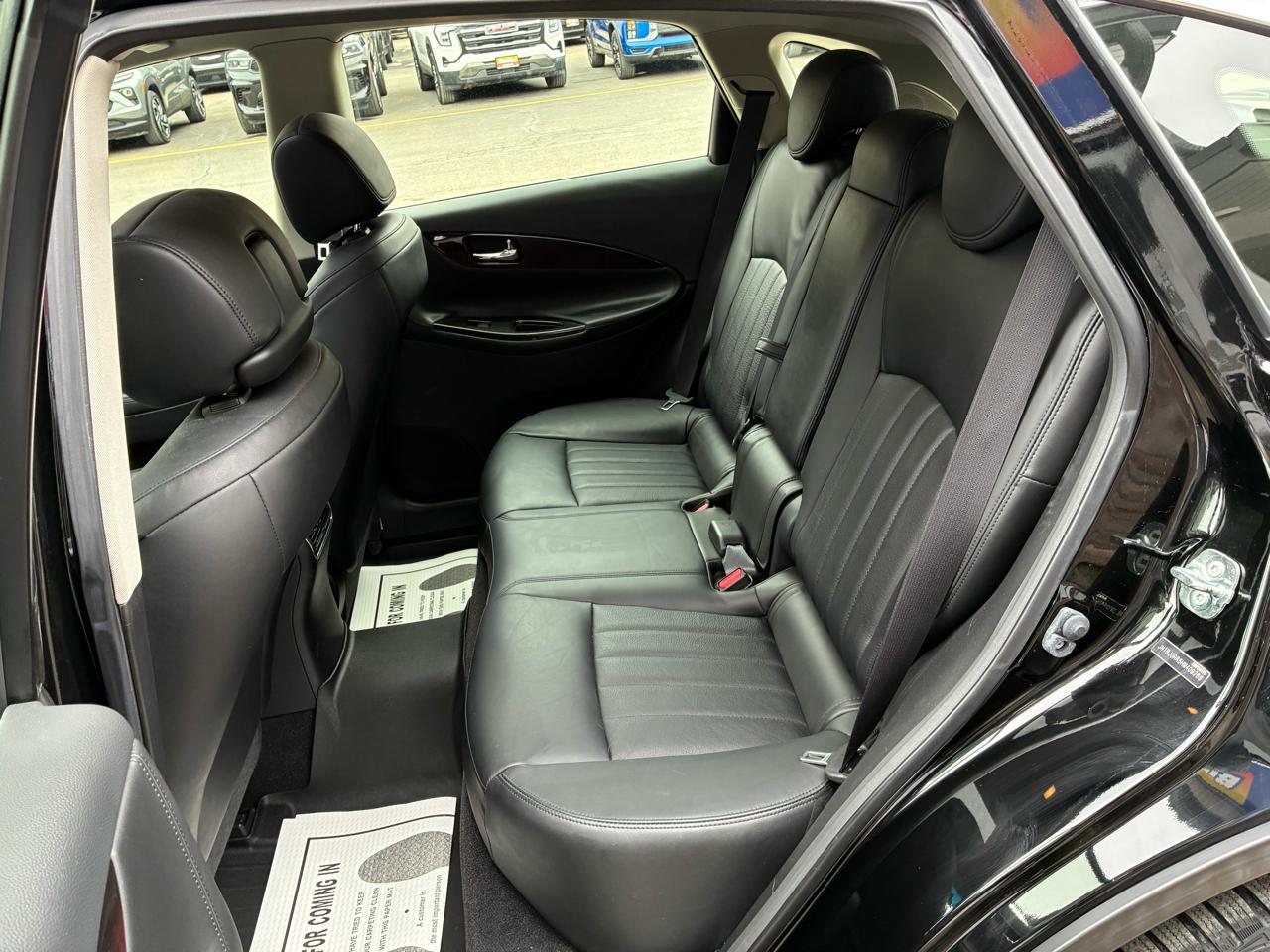 Infiniti QX50 Base AWD 2017