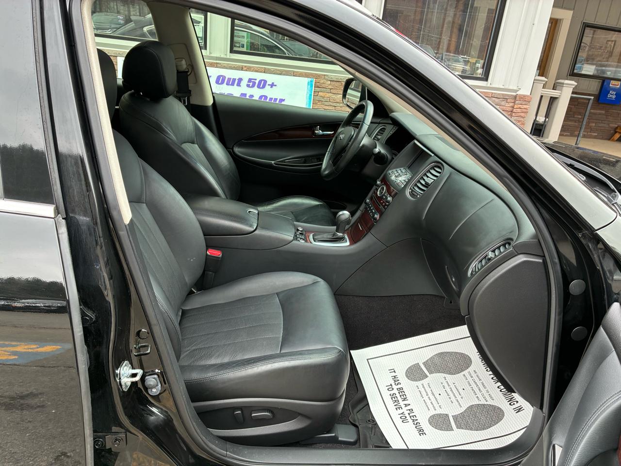 Infiniti QX50 Base AWD 2017