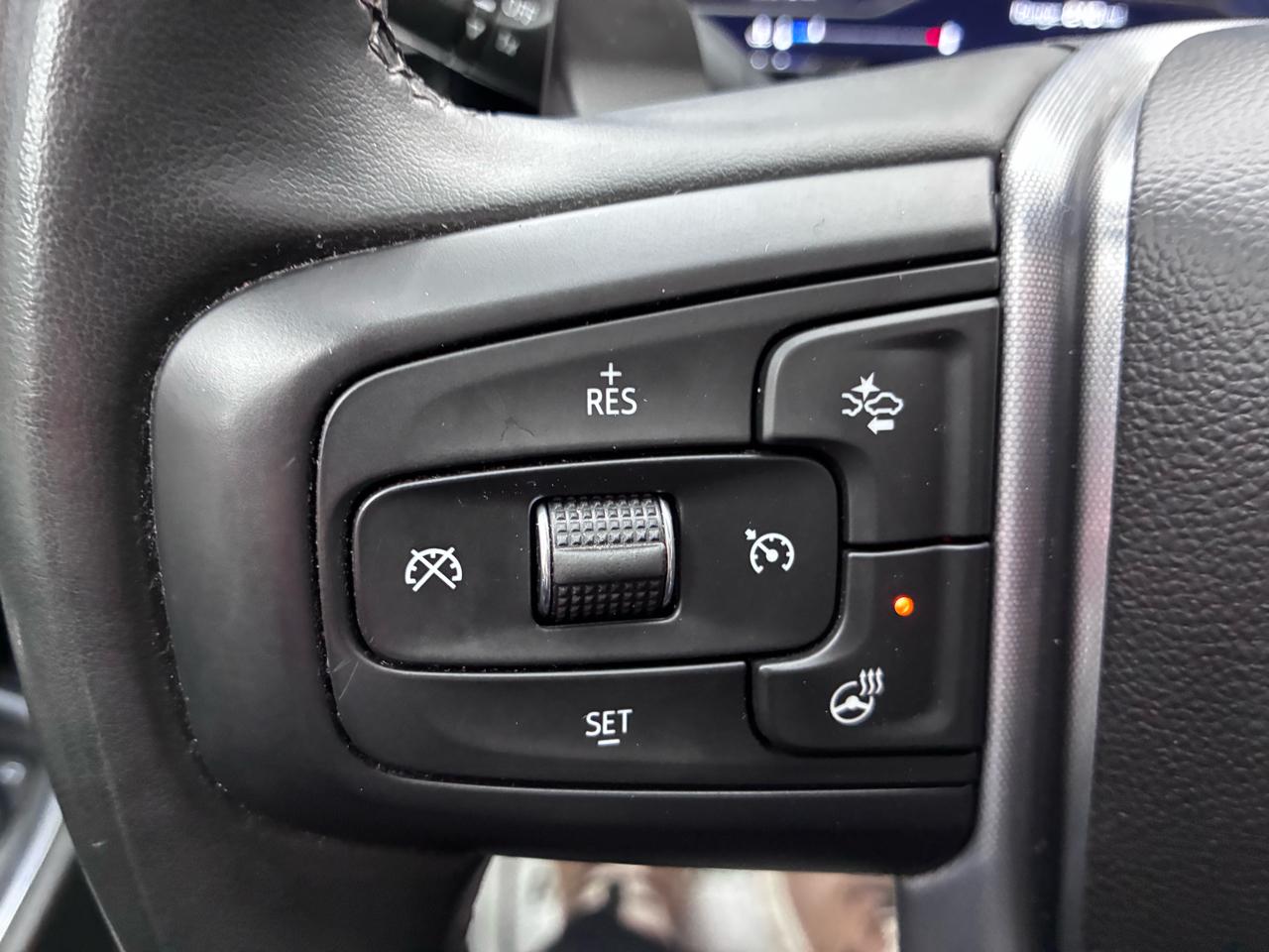 GMC Sierra 1500 SLT Crew Cab 4WD 2023