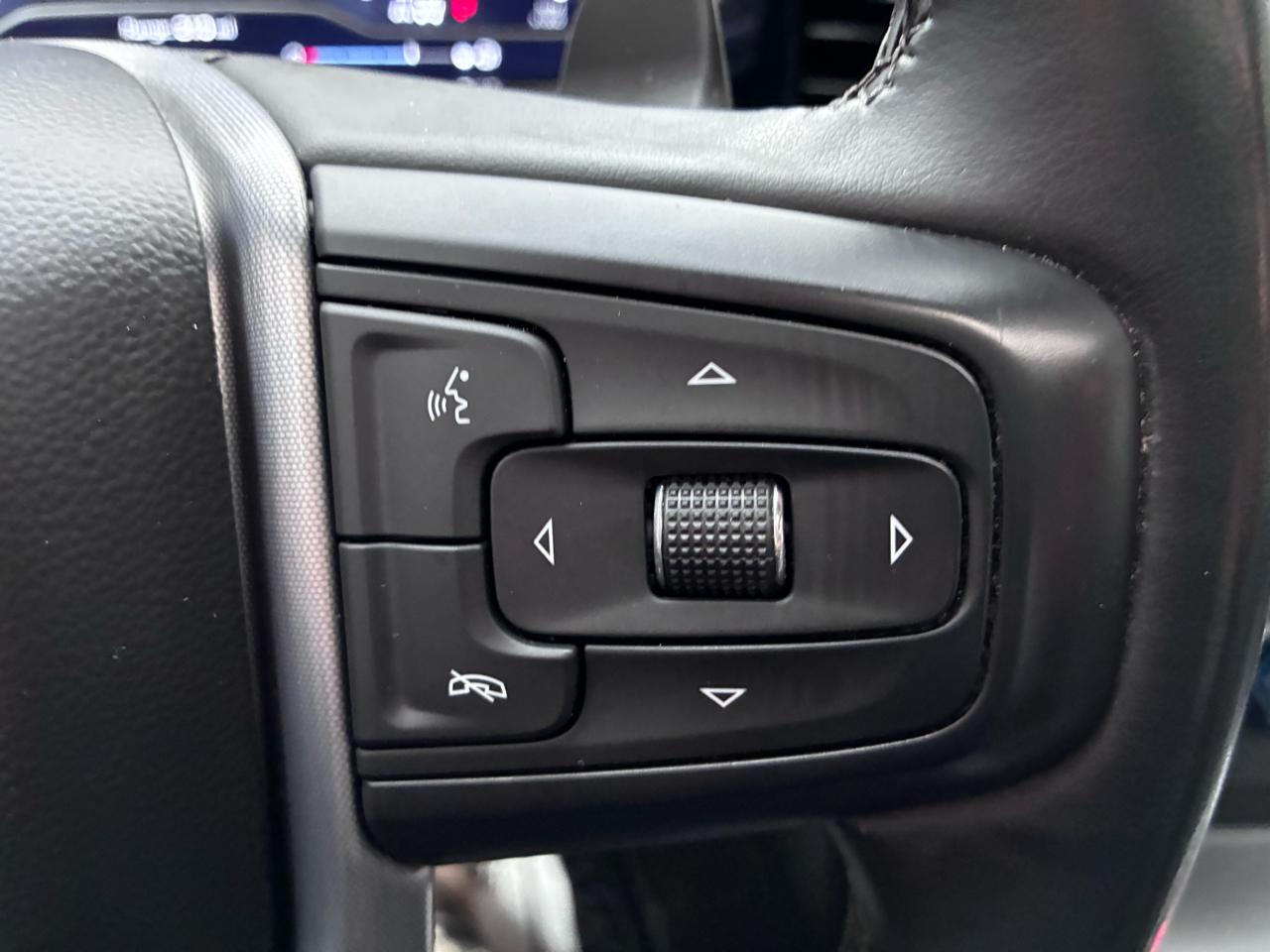 GMC Sierra 1500 SLT Crew Cab 4WD 2023