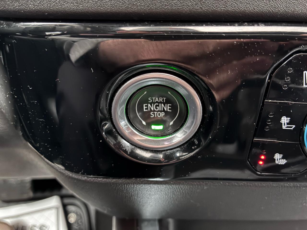 GMC Sierra 1500 SLT Crew Cab 4WD 2023