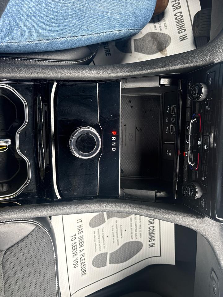 Jeep Grand Cherokee L Laredo 4WD 2023