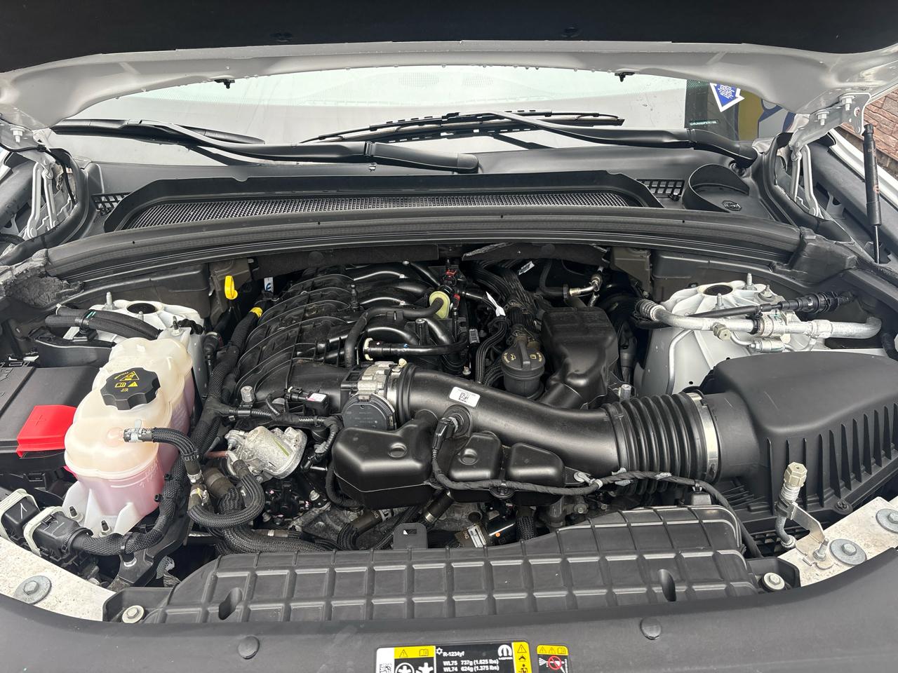 Jeep Grand Cherokee L Laredo 4WD 2023