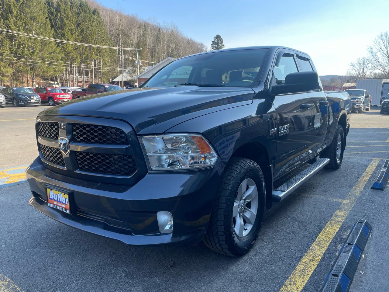 RAM 1500 Tradesman Quad Cab 4WD 2018