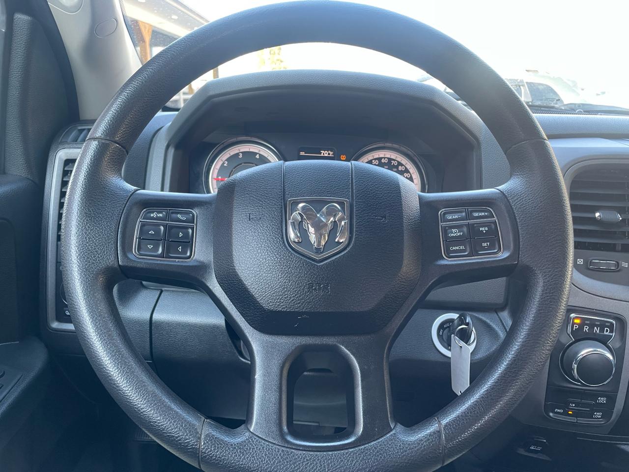 RAM 1500 Tradesman Quad Cab 4WD 2018