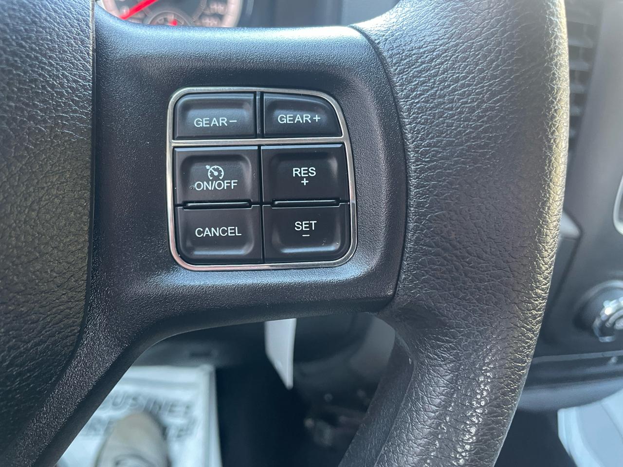 RAM 1500 Tradesman Quad Cab 4WD 2018