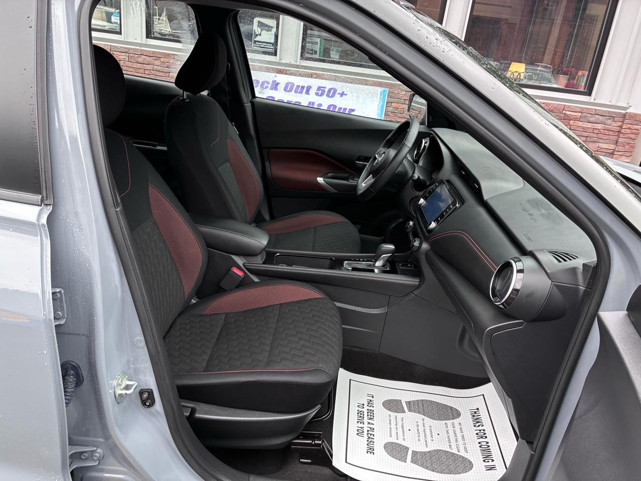 Nissan Kicks SR 2022