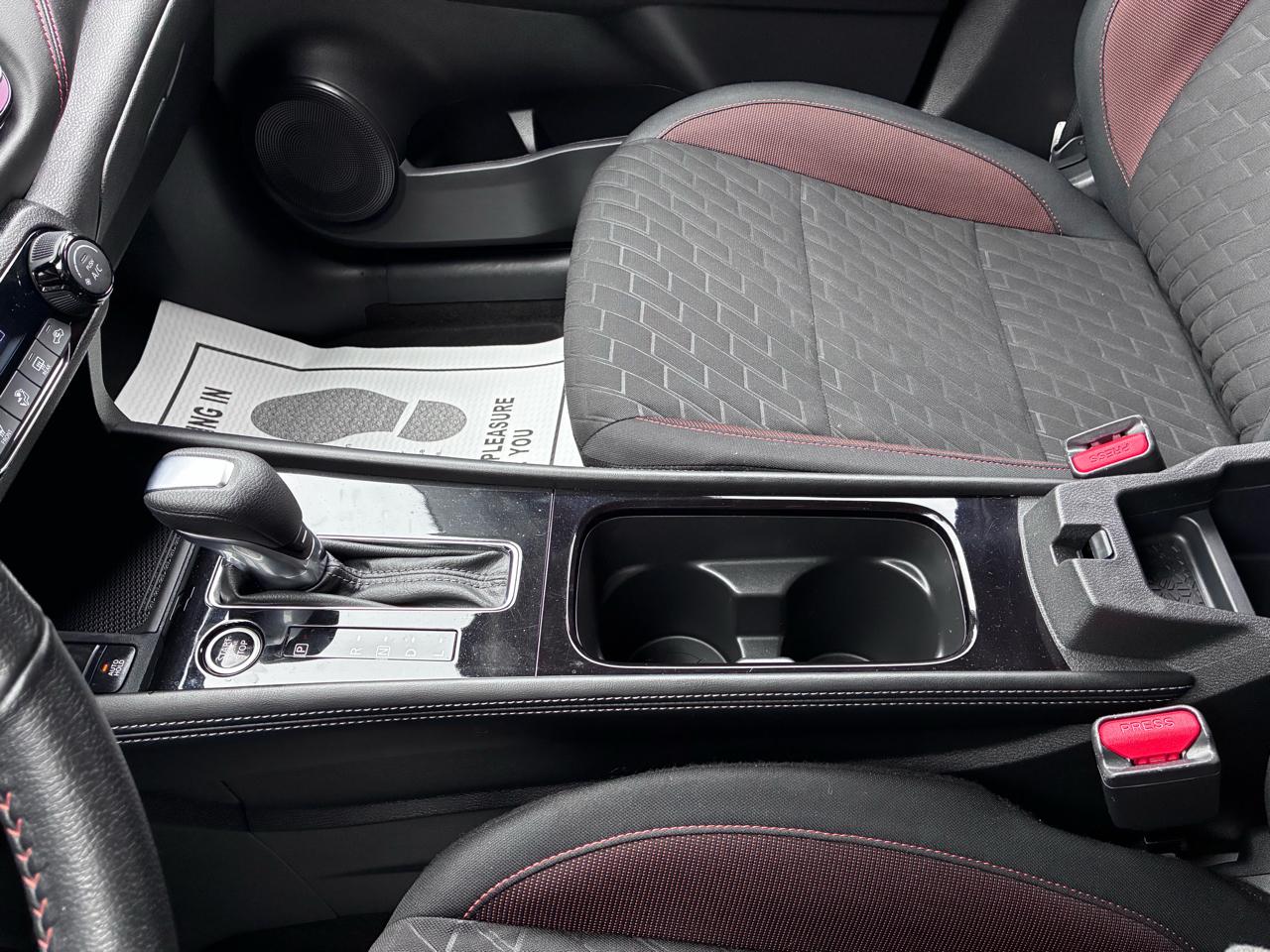 Nissan Kicks SR 2022