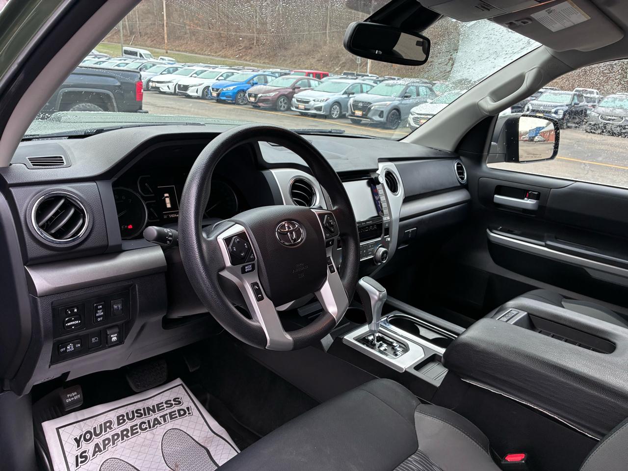 Toyota Tundra SR5 5.7L V8 CrewMax 2WD 2021