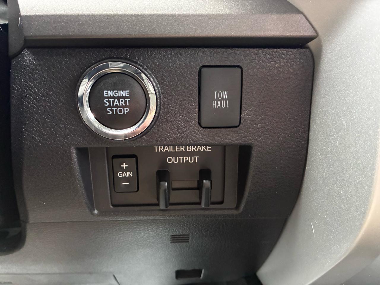 Toyota Tundra SR5 5.7L V8 CrewMax 2WD 2021