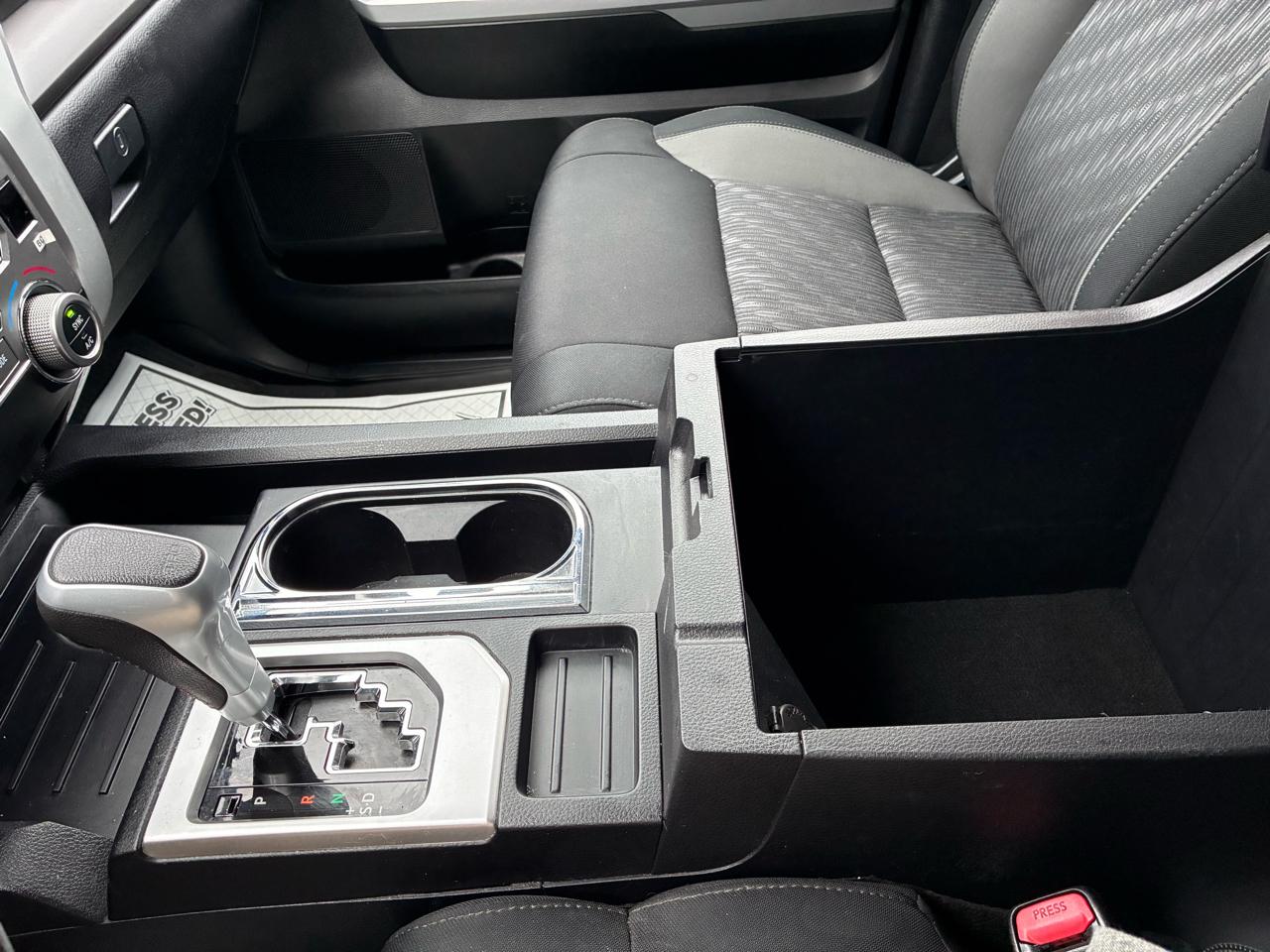 Toyota Tundra SR5 5.7L V8 CrewMax 2WD 2021