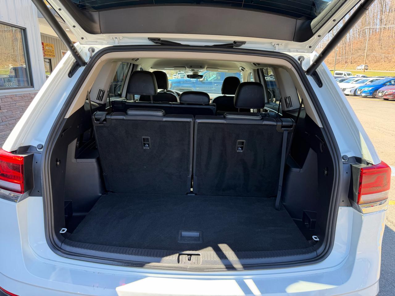 Volkswagen Atlas SE w/Technology 4MOTION 2024