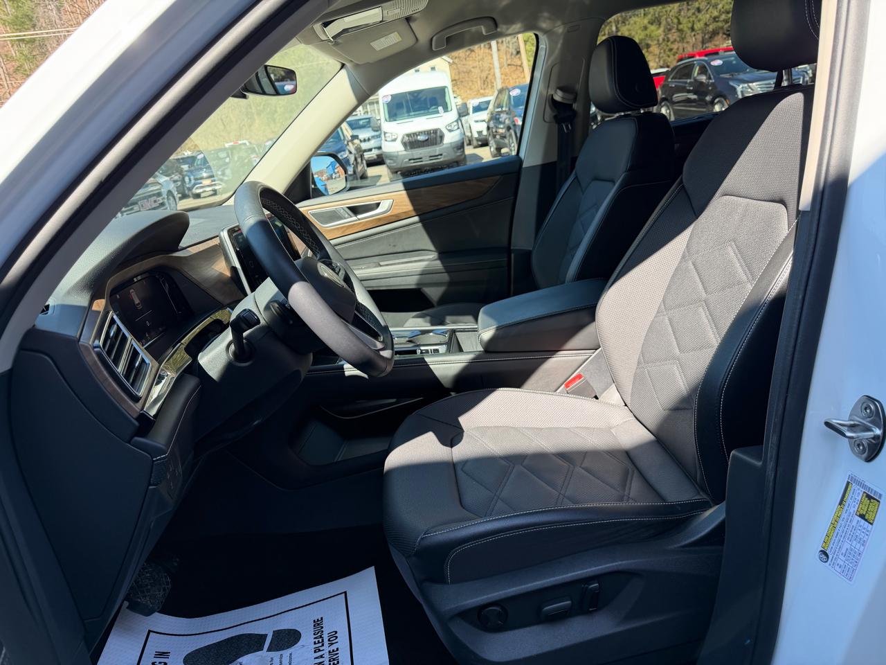 Volkswagen Atlas SE w/Technology 4MOTION 2024