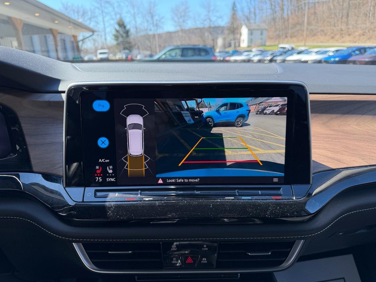 Volkswagen Atlas SE w/Technology 4MOTION 2024