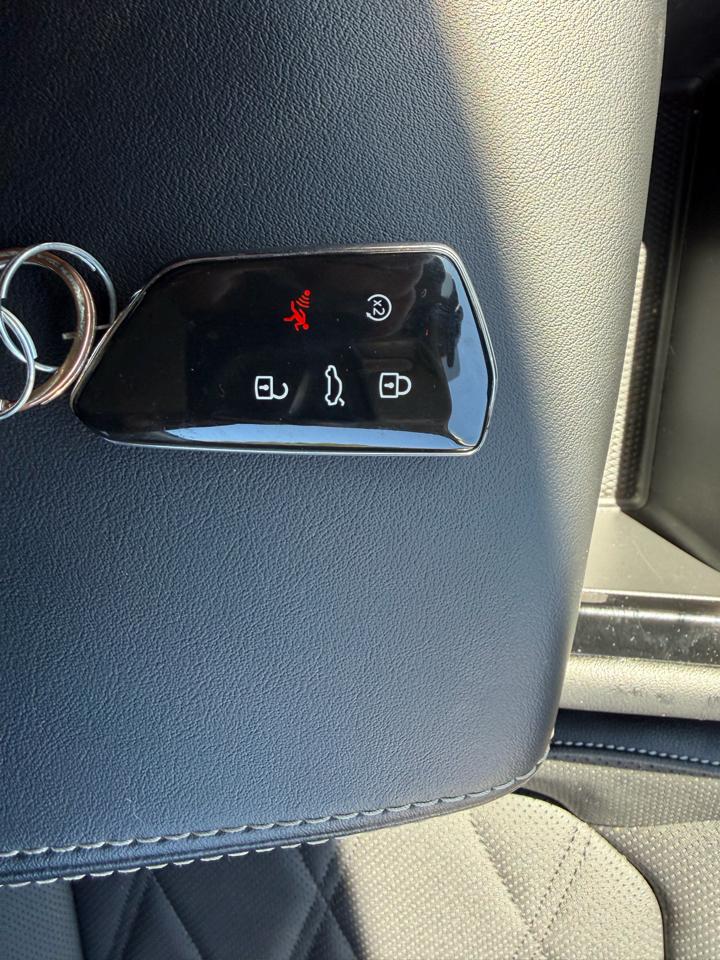 Volkswagen Atlas SE w/Technology 4MOTION 2024