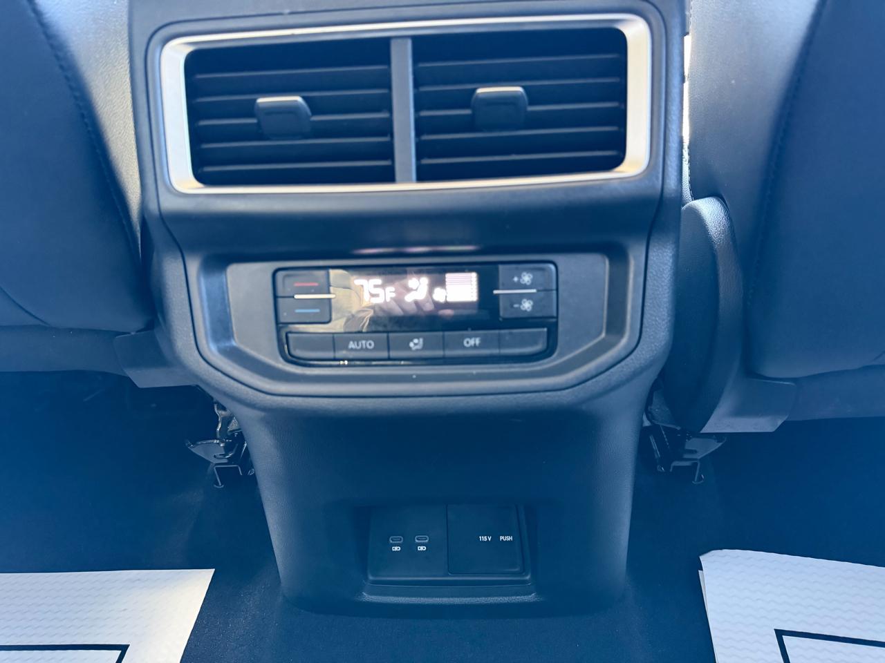 Volkswagen Atlas SE w/Technology 4MOTION 2024