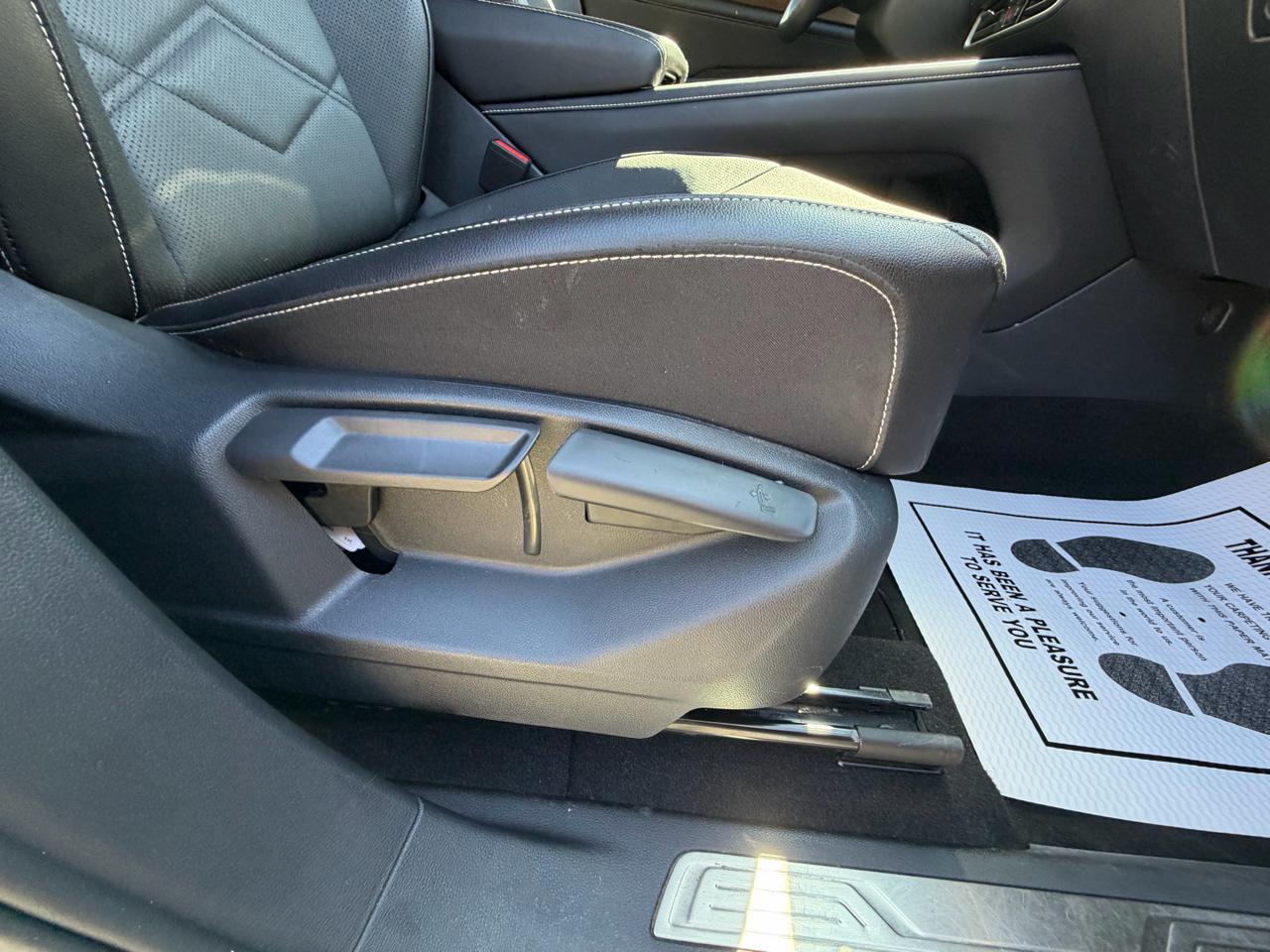 Volkswagen Atlas SE w/Technology 4MOTION 2024