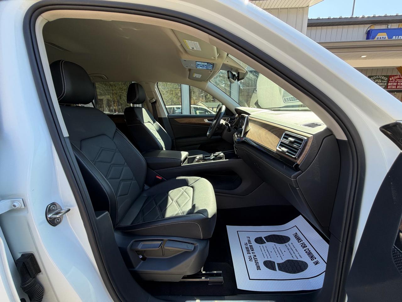 Volkswagen Atlas SE w/Technology 4MOTION 2024