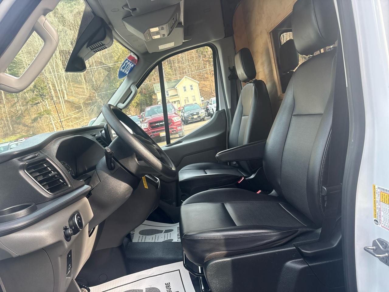 Ford Transit 250 Van 2023