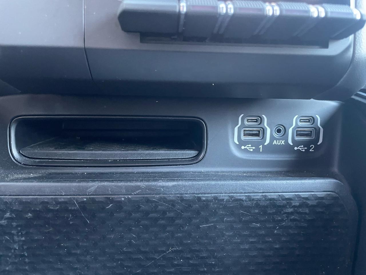 RAM 1500 Big Horn Crew Cab SWB 4WD 2020