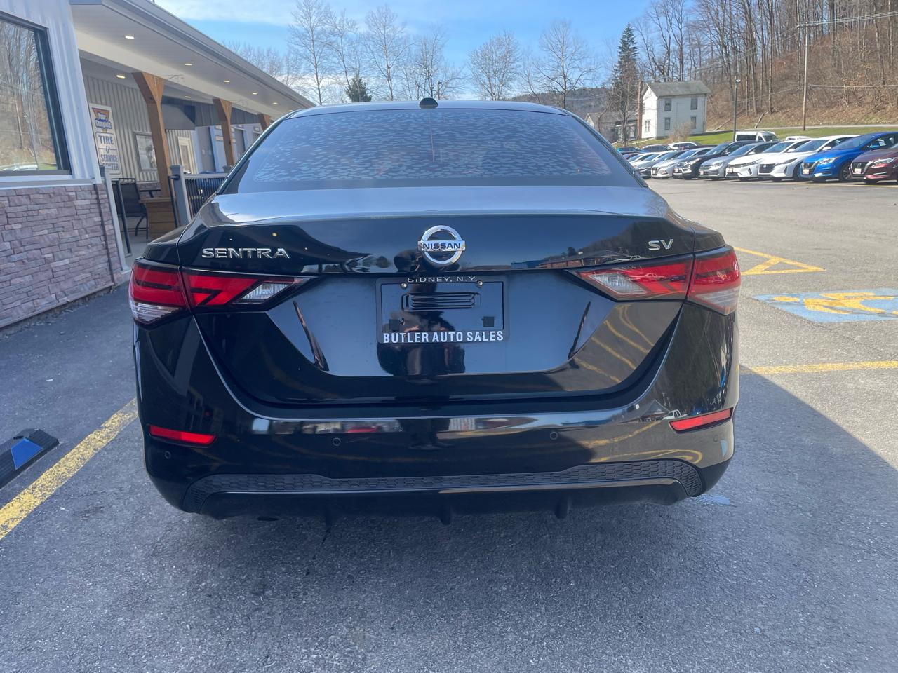 Nissan Sentra SV 2021