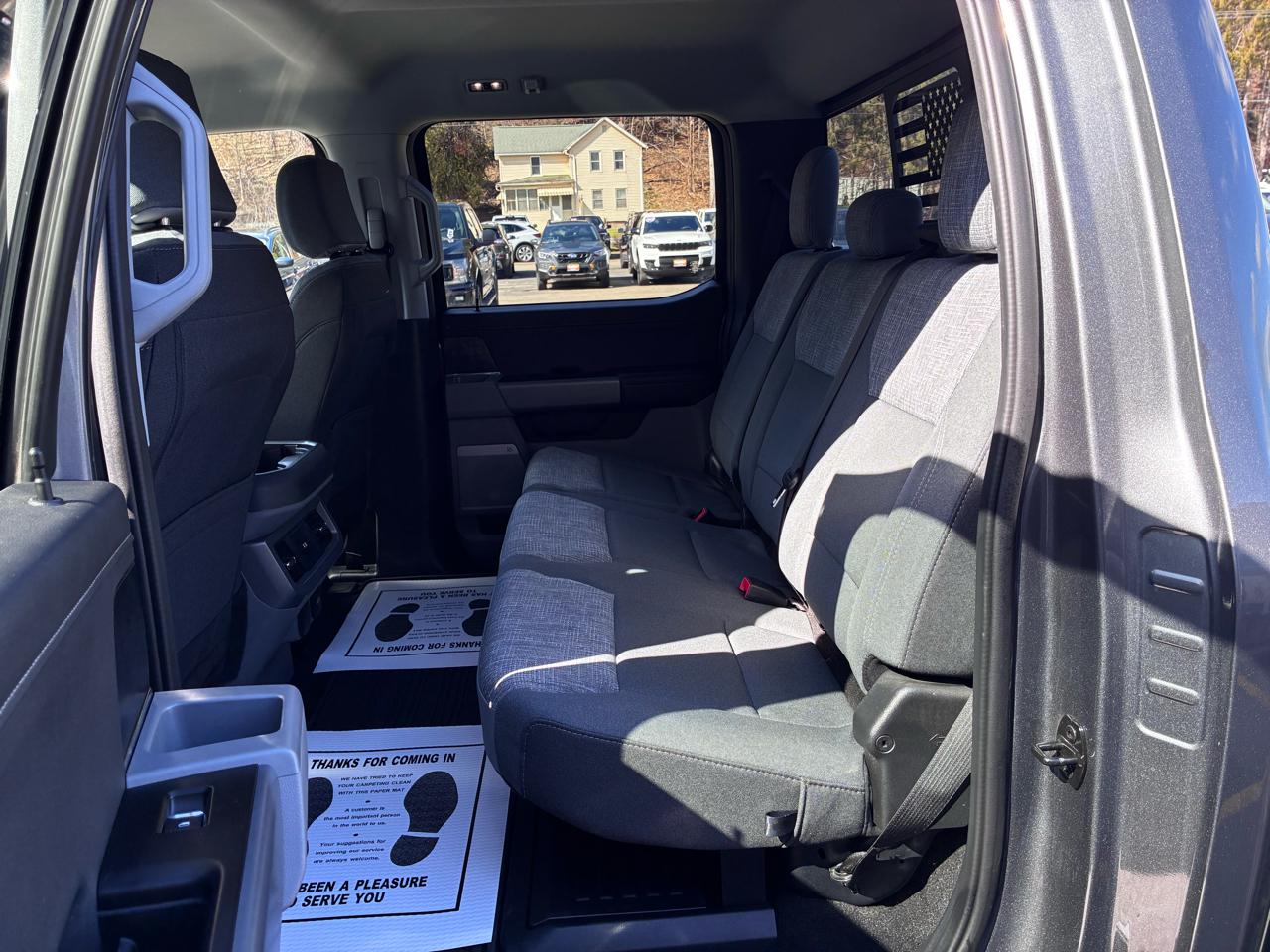 Ford F-250 SD XLT Crew Cab 4WD 2023