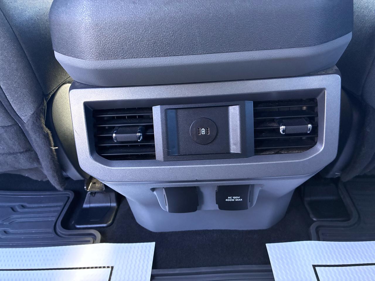 Ford F-250 SD XLT Crew Cab 4WD 2023