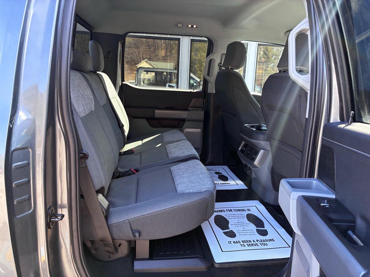 Ford F-250 SD XLT Crew Cab 4WD 2023