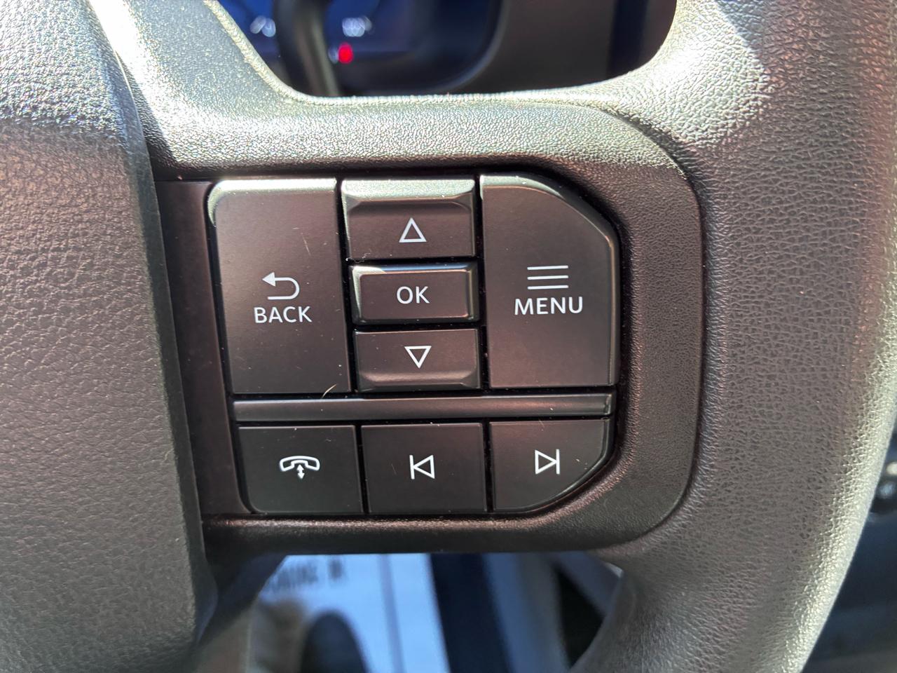 Ford F-250 SD XLT Crew Cab 4WD 2023