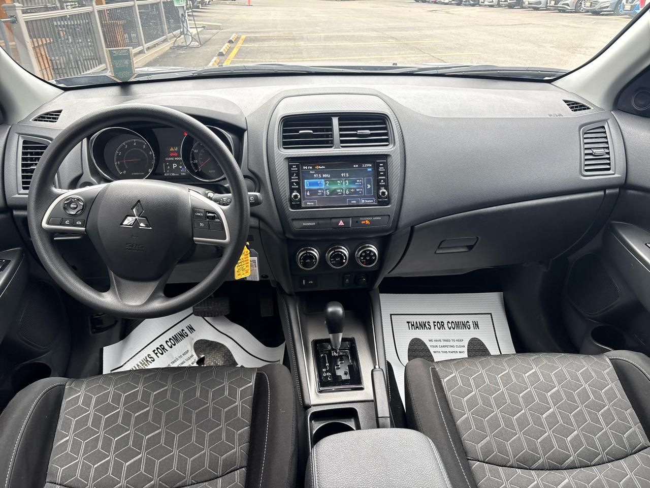 Mitsubishi Outlander Sport 2.0 ES 4WD 2025