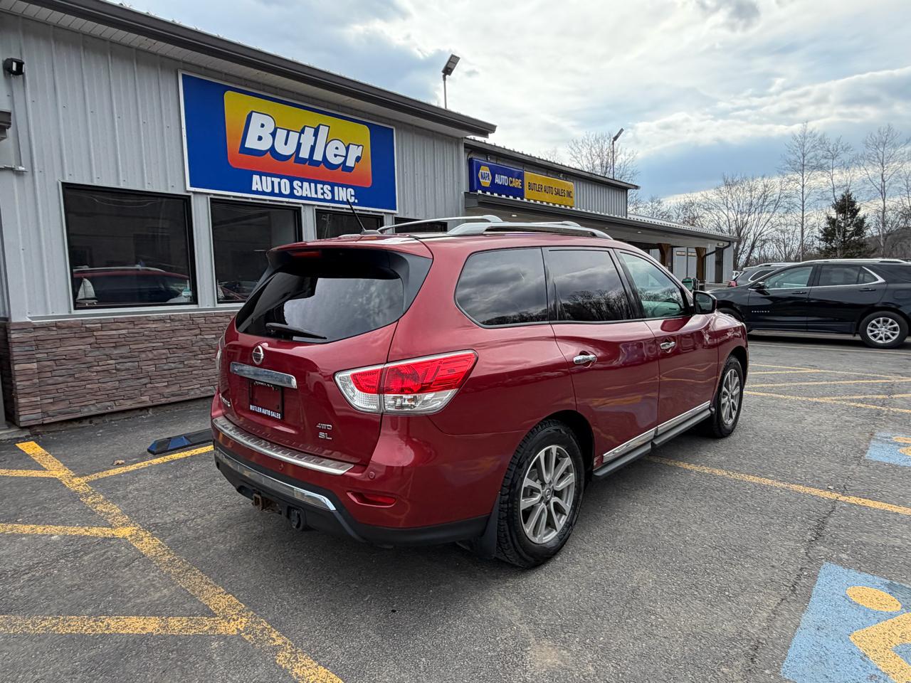 Nissan Pathfinder Platinum 4WD 2016