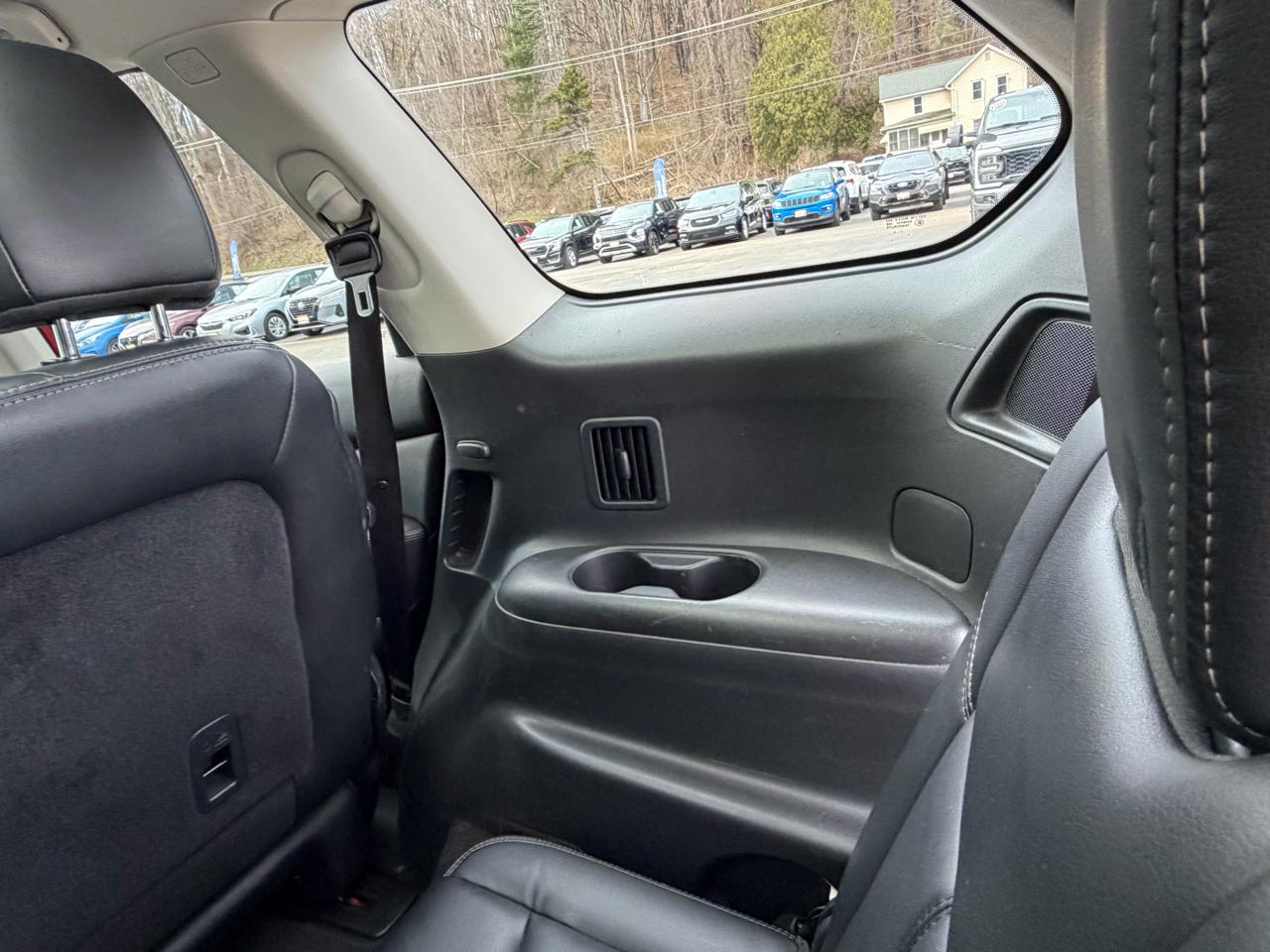 Nissan Pathfinder Platinum 4WD 2016