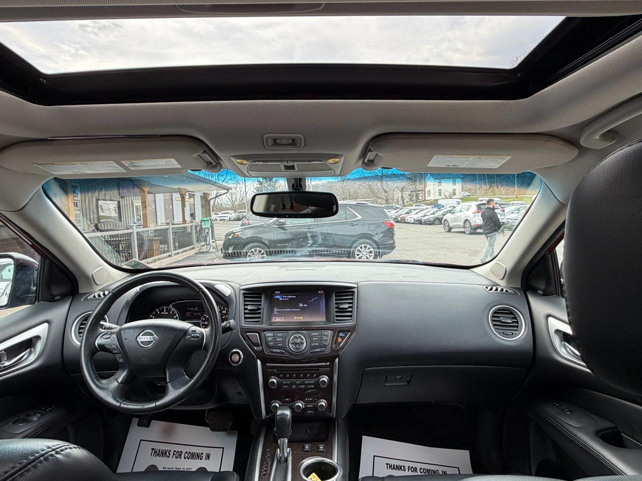 Nissan Pathfinder Platinum 4WD 2016