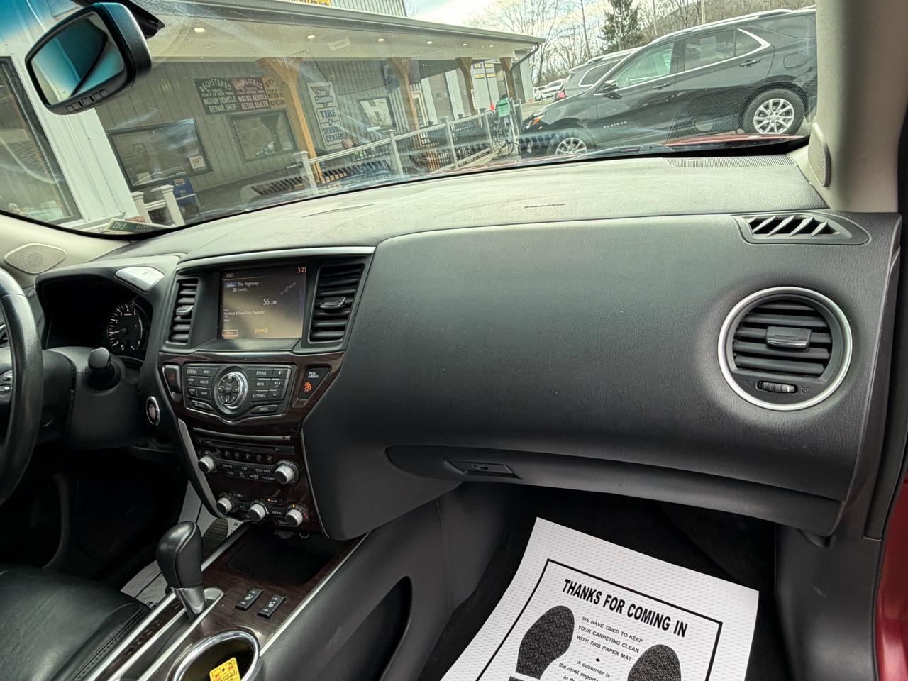 Nissan Pathfinder Platinum 4WD 2016