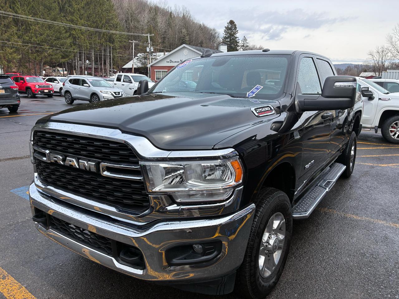 RAM 2500 Tradesman Crew Cab SWB 4WD 2024