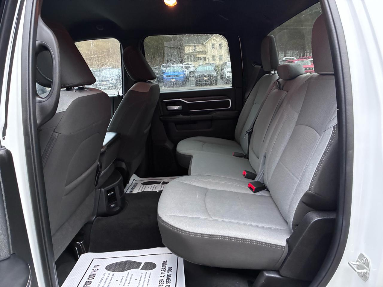 RAM 2500 Tradesman Crew Cab SWB 4WD 2024