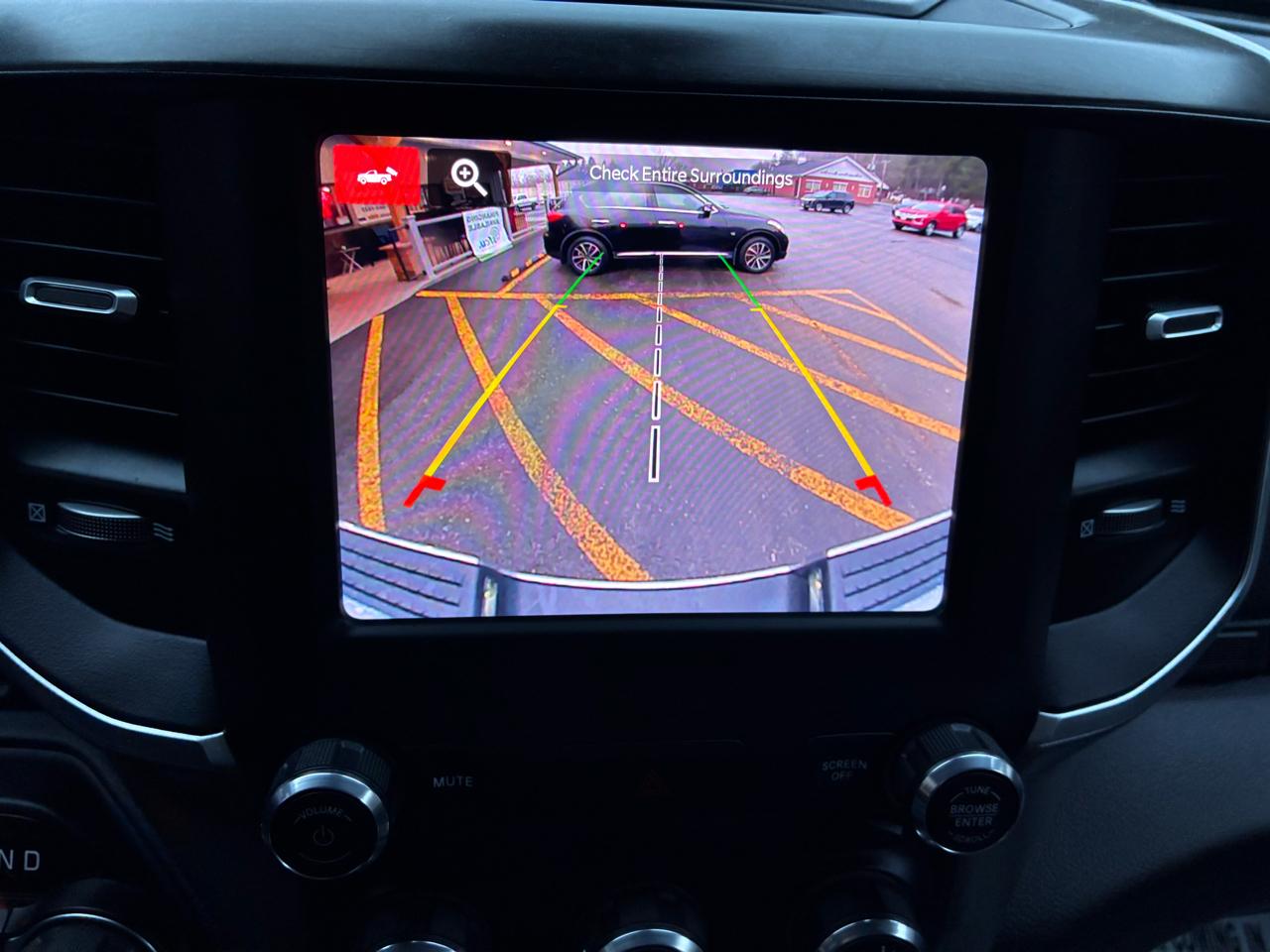 RAM 2500 Tradesman Crew Cab SWB 4WD 2024